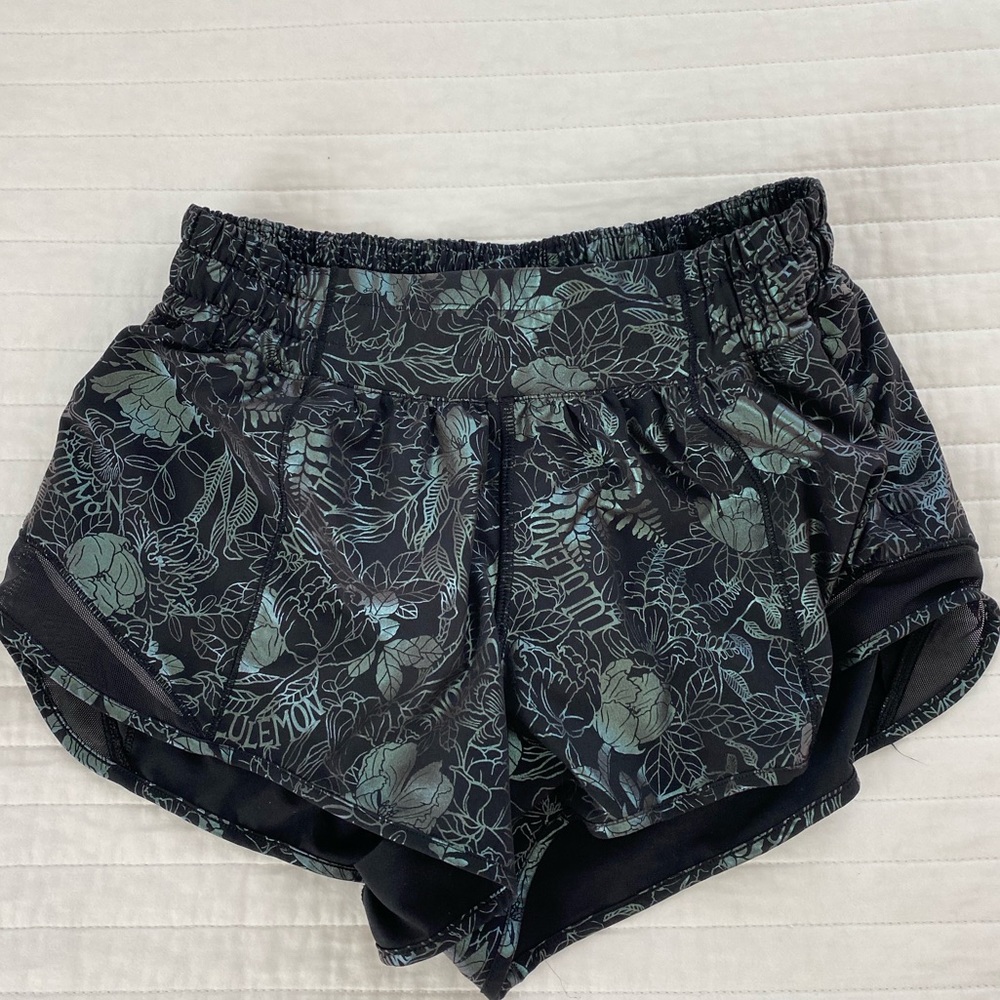 Limited edition Lululemon Hotty Hot Shorts